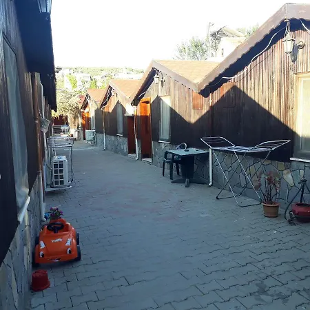 Huzur Ve Cay Bahcesi