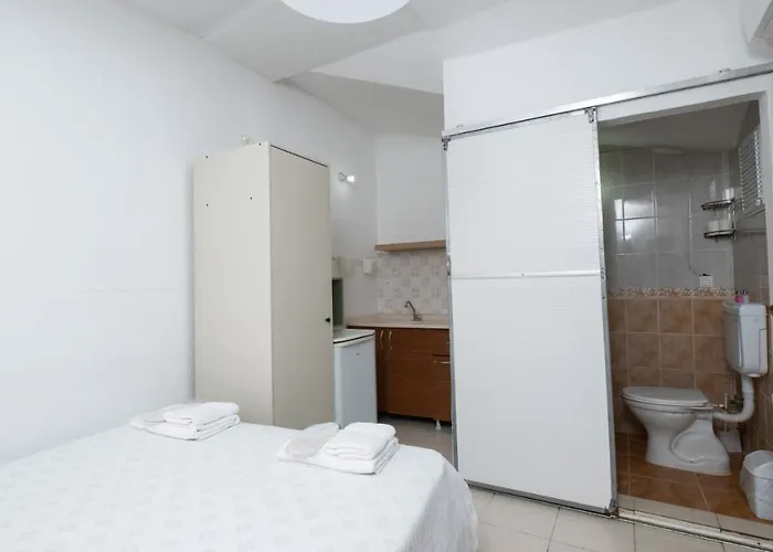 Huzur Ve Cay Bahcesi